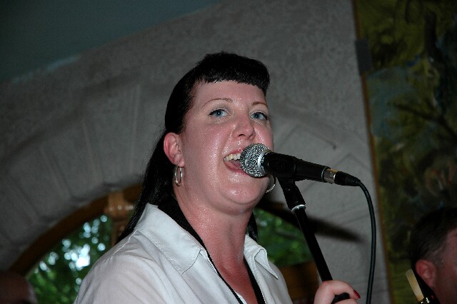 min 2006 06 11 guinguette mp 202